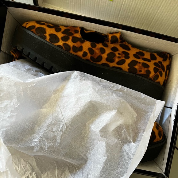 New in box nasty gal size 7 Mary Jane’s - Picture 8 of 9